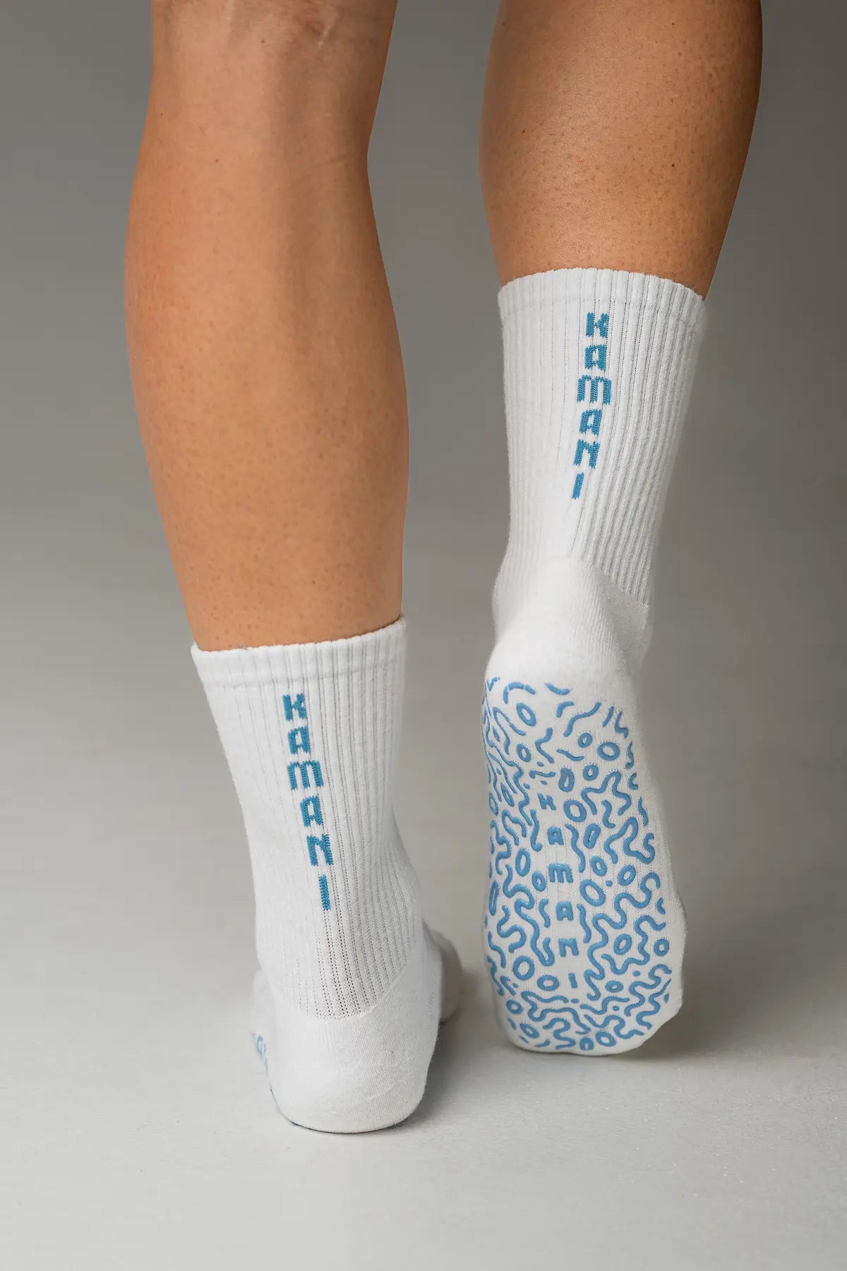 Grip Socks 'ENERGY' in Off-White & Blau