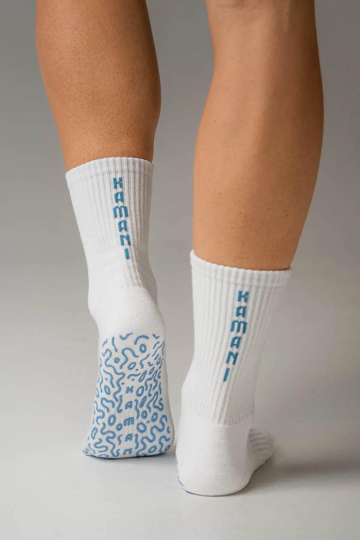 Grip Socks 'ENERGY' in Off-White & Blau